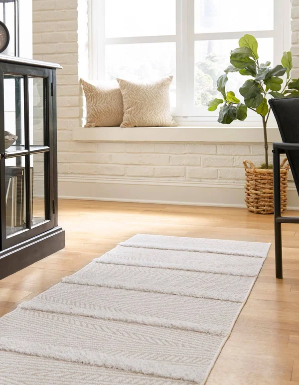 Sabrina Soto Casa Area Rug or Runner, Size: 2& 3 x 6& 0, Beige