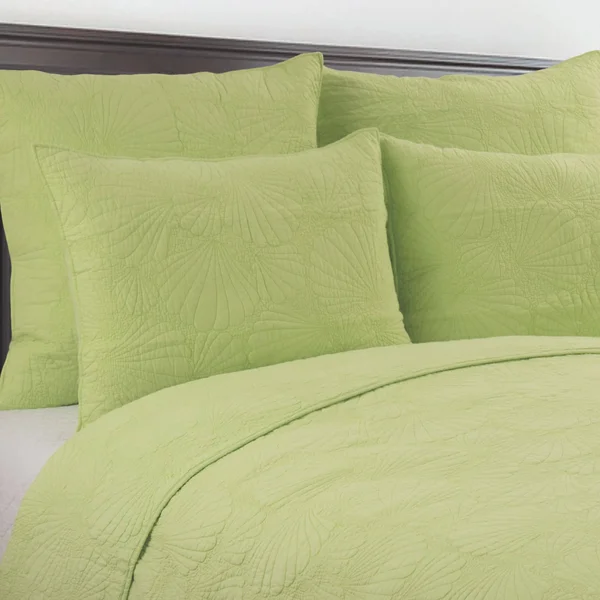 Cu0026F Home Scallop Shell Green Full/Queen 3 Piece Quilt Set