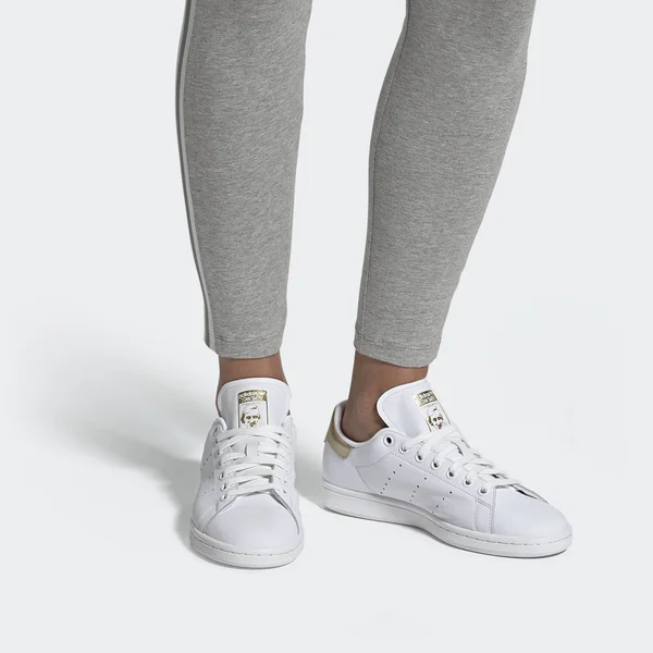 Adidas Classic Stan Smith Tennis Sneakers - White/Gold, Women's, 9.5b