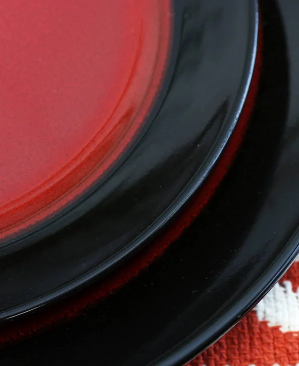Elama 16-Piece Stoneware Dinnerware Set, Tanizia