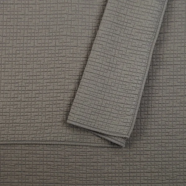 Ayesha Curry Full/Queen Labyrinth Quilt Gray