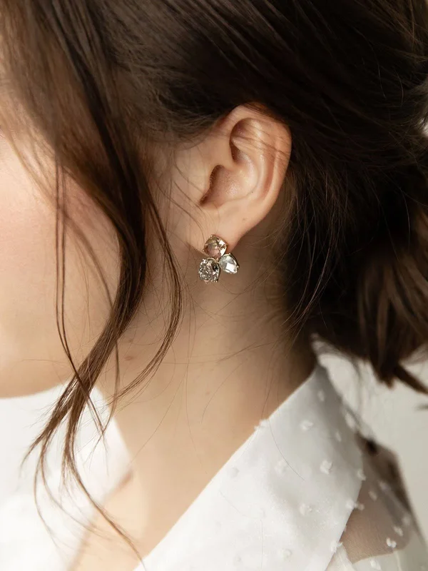 Helena Stud Earrings Ox Gold
