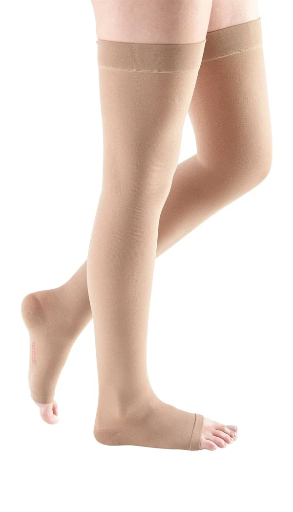 Mediven Plus 40-50 mmHg Thigh High Open Toe : Beige Size III