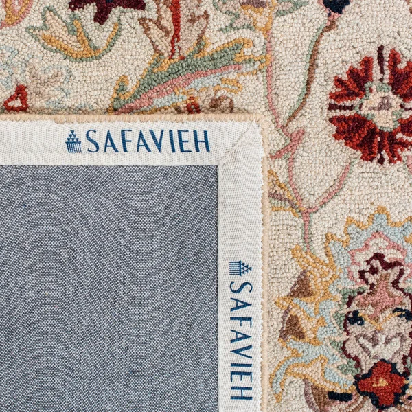Safavieh Chelsea HK751C 2&6x22 x 10&0x22 Runner Ivory, Red Area Rug
