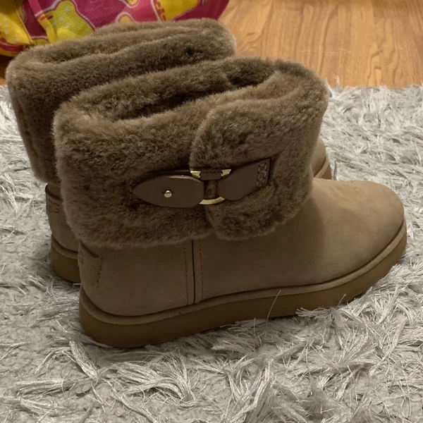 Ugg Women's Classic Berge Mini Suede 1107210 - 7, Amphora