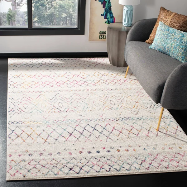 Safavieh Clearance Madison MAD798E Ivory Rug, 6&7x22x6&7x22 - Round