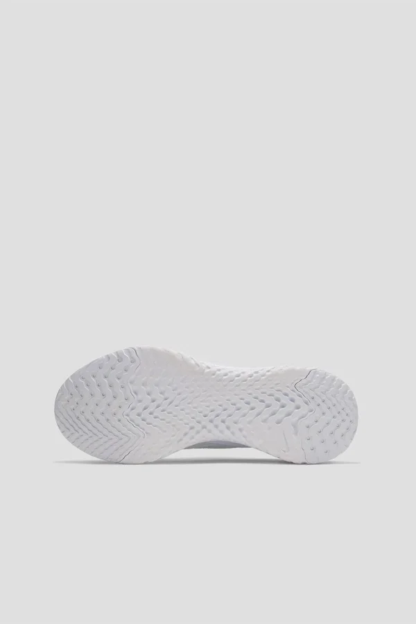 Nike Epic Phantom React Flyknit Women's Running Shoe Size 8.5 (White)