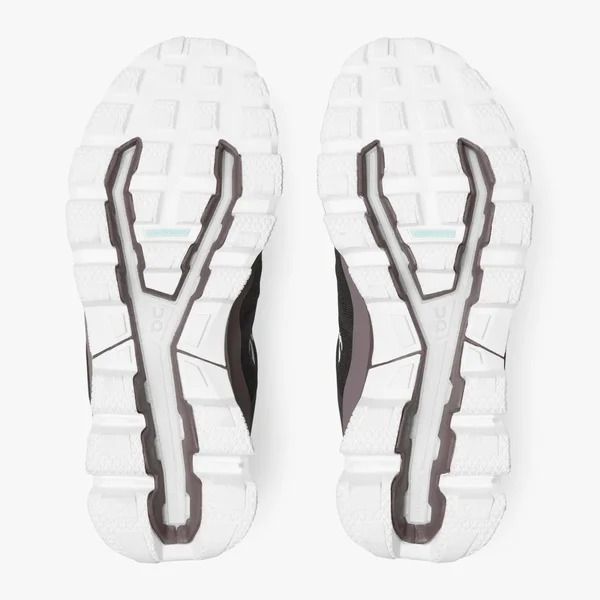 on Running Women's Cloudventure Black/Cobble, 9.5