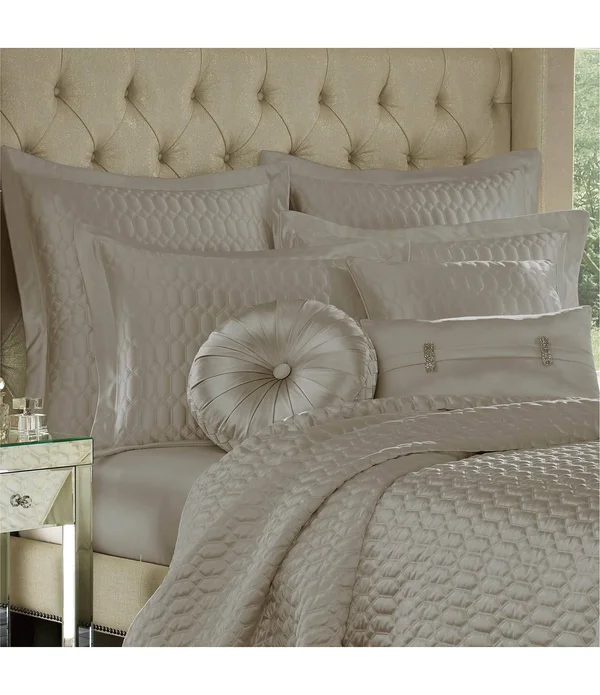 Five Queens Court Saranda Quilted Euro Sham Silver