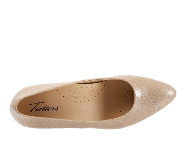 Trotters Women's Kari Pump - Size: 7, Taupe Snake Leather
