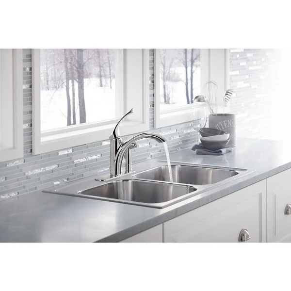 Mistos Standard Single-Handle Pull-Out Sprayer Kitchen Faucet in Polished Chrome with Side Sprayer