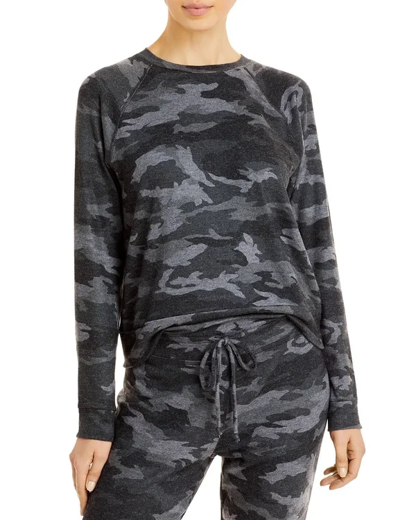 Beyond Yoga Favorite Printed Raglan Crewneck Pullover, Gray Black Camo, Women's, XL