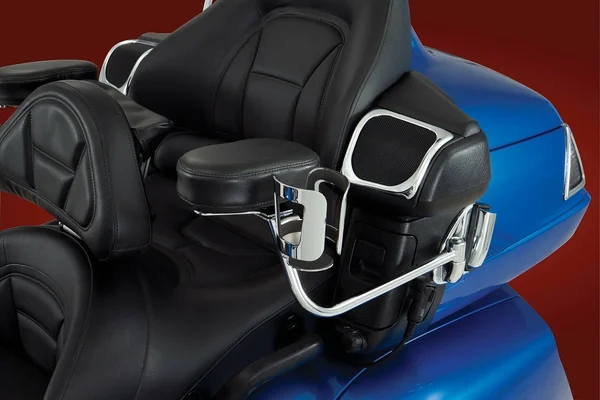 Show Chrome Accessories 52-836 Armrest Beverage Holder