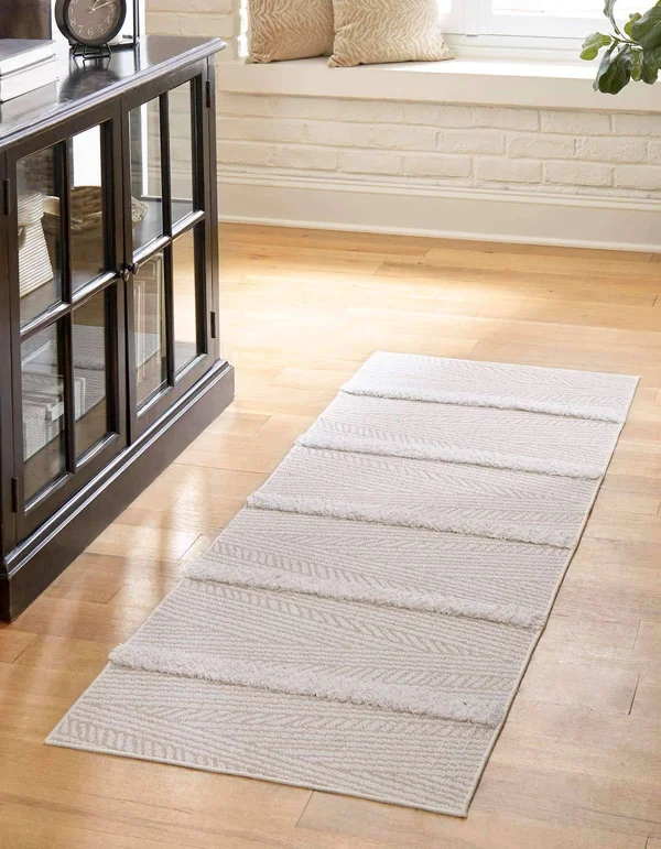 Sabrina Soto Casa Area Rug or Runner, Size: 2& 3 x 6& 0, Beige
