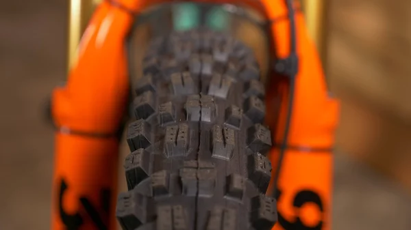 Maxxis Assegai Tire 27.5x2.6 Tubeless Folding 3C MaxxTerra EXO+ - Black