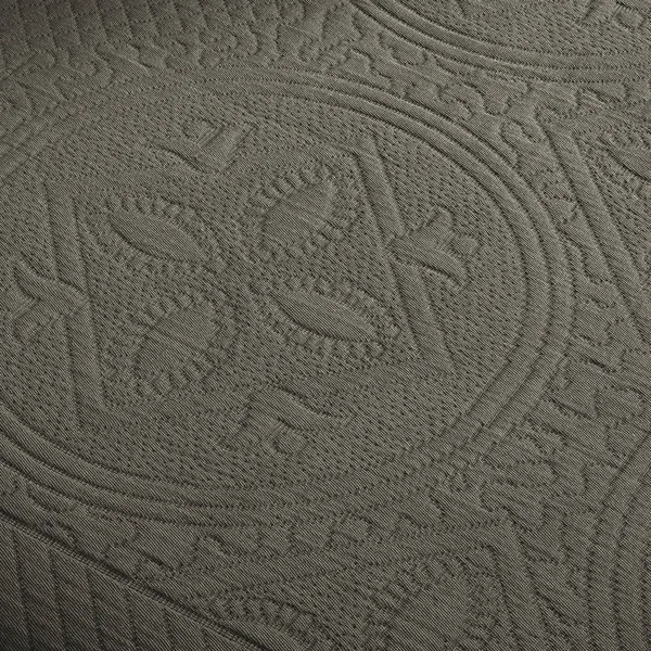 (Platinum - King) - Superior 100-percent Cotton Celtic Circle Scalloped Matelasse Bedspread