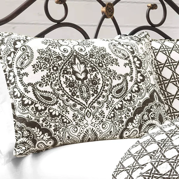 Lush Decor Aubree 3 Piece Quilt Set, King, Black/White