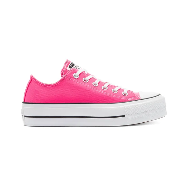 Converse Women's Chuck Taylor All Star Lift Low in Hyper Pink