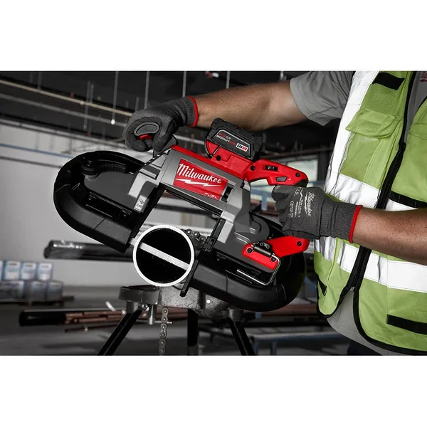 Milwaukee 2729S-22 M18 Fuel Deep Cut Dual-Trigger Band Saw Kit