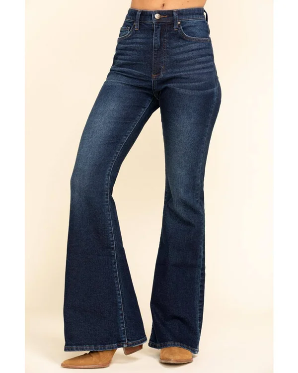 Lee Women's Medium High Rise Vintage Modern Flare Jeans