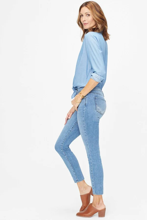 Nydj AMI Ikat Tile Embroidery in Aquino Women's Jeans Aquino : 10 29