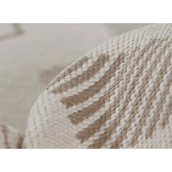 Momeni Malmo MLO-3 Area Rug - Ivory, 5& x 7&6x22 Rectangle