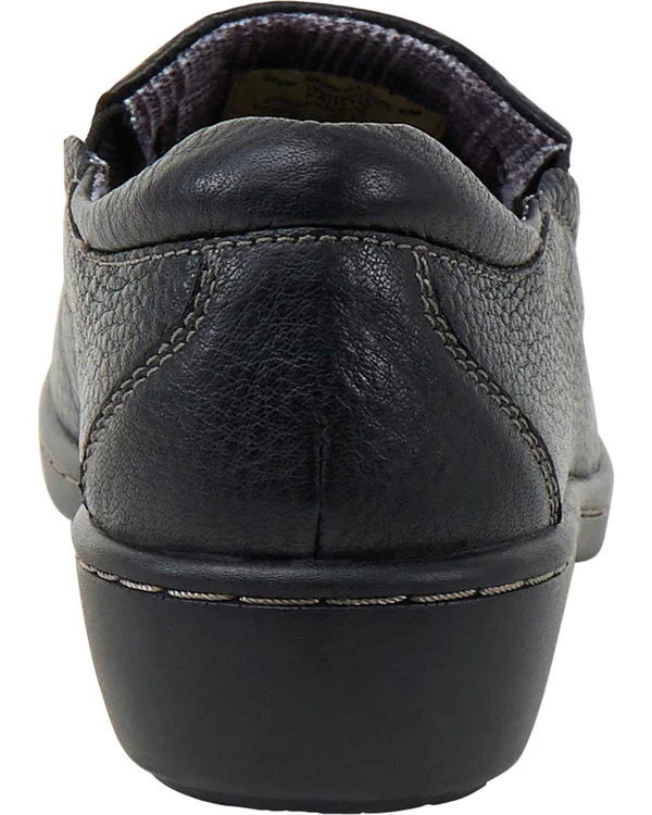 Eastland Kaitlyn Women's Slip on Shoes Black : 8 W