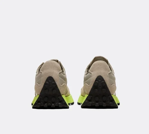New Balance 327 Sneaker