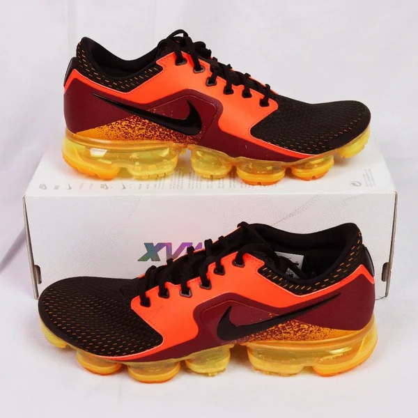 Nike Air VaporMax Shoes - Size 9.5