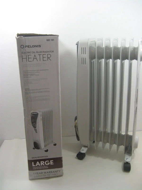 Pelonis Electric Oil-Filled REDIATOR HEATER. White