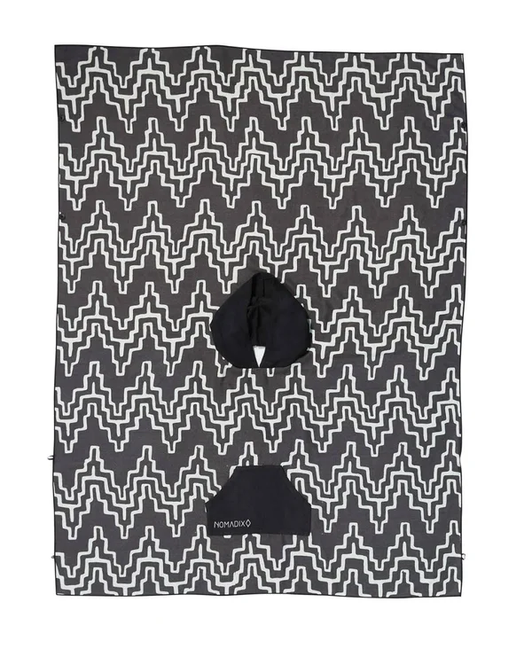 Nomadix Poncho Towel: Teton Black