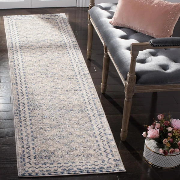 Safavieh Brentwood Gusta Traditional Oriental Rug - 5&3x22 x 7&6x22 - Red/Ivory