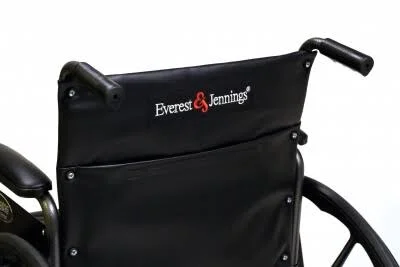 Everest & Jennings Traveler SE Wheelchair