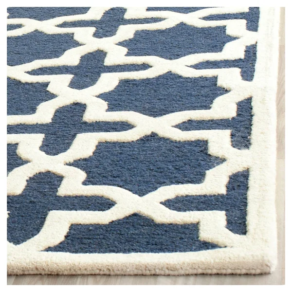 Safavieh Cambridge Navy Blue & Ivory 2&-6x22 x 18& Rug