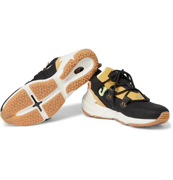 Nike Zoom Moc Black
