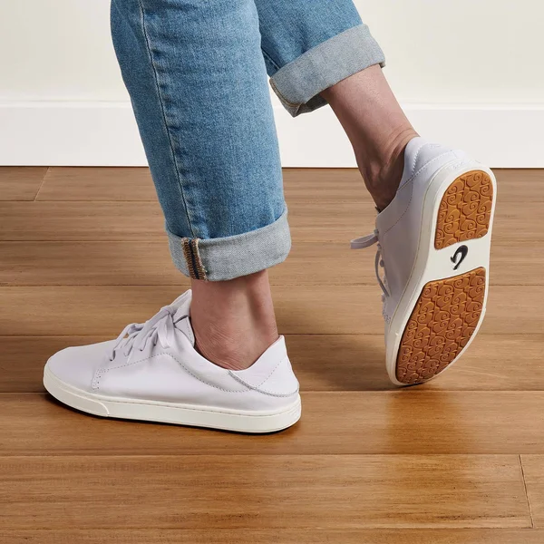 Olukai Pehuea Li &Ili 6, White/White (Women's)