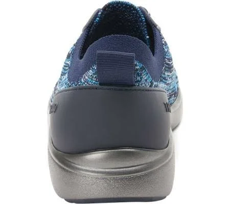 Traq by Alegria Women's Qest Sneaker MULTIPLEX Blue 36