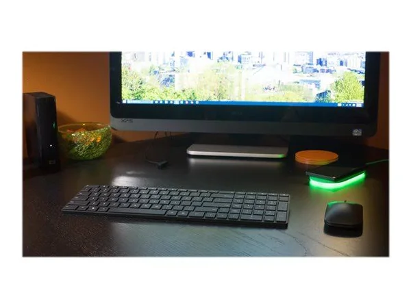 Microsoft Designer Bluetooth Desktop Keyboard & Mouse Set