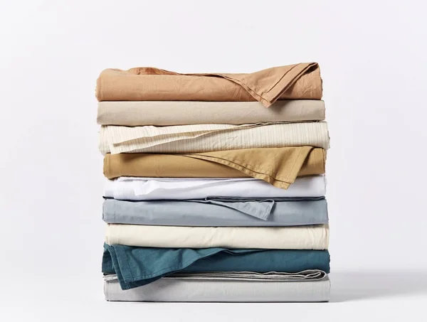 Coyuchi - Organic Crinkled Percale Fitted Sheet Cal King Steel Blue
