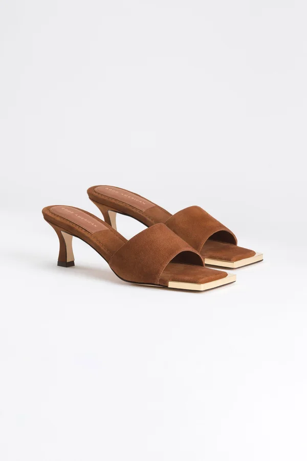 Women's Standout Square Toe Mule in Suede Tobacco, Size 6.5, Good American, Khloé Kardashian