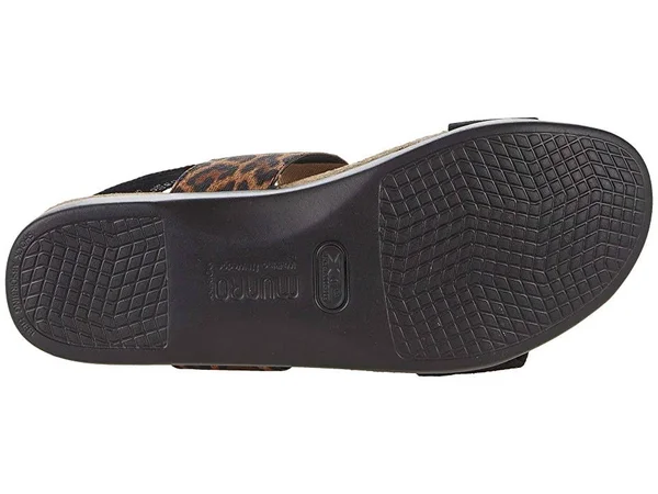 Munro Pisces Black Leopard Sandal (Women) 10.5, WW, Black Leopard