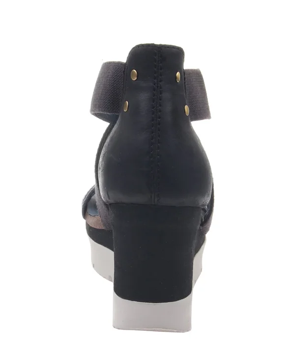OTBT Half Moon 9 Women's Blue