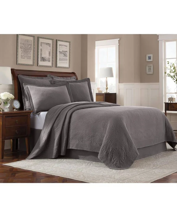 Williamsburg Abby Coverlet - Grey - Queen