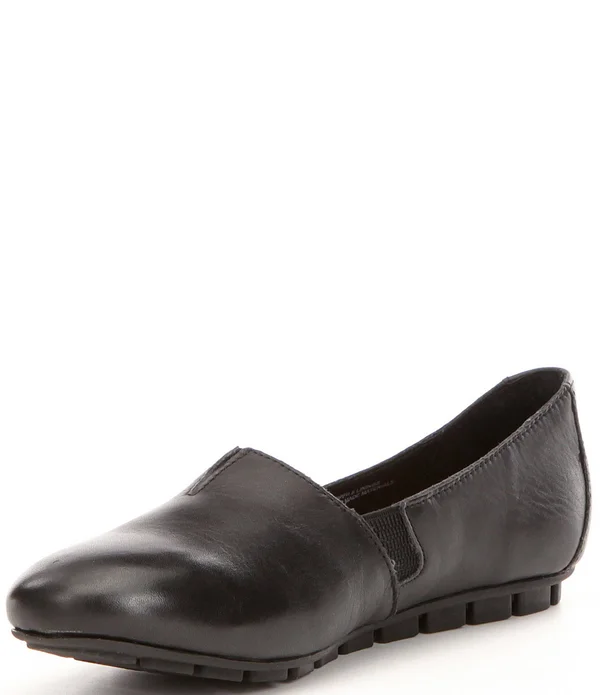 Born Sebra Leather Slip-Ons - 8M