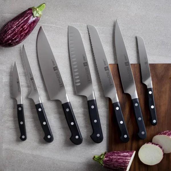 Zwilling - Pro Rocking Santoku Knife - 18cm