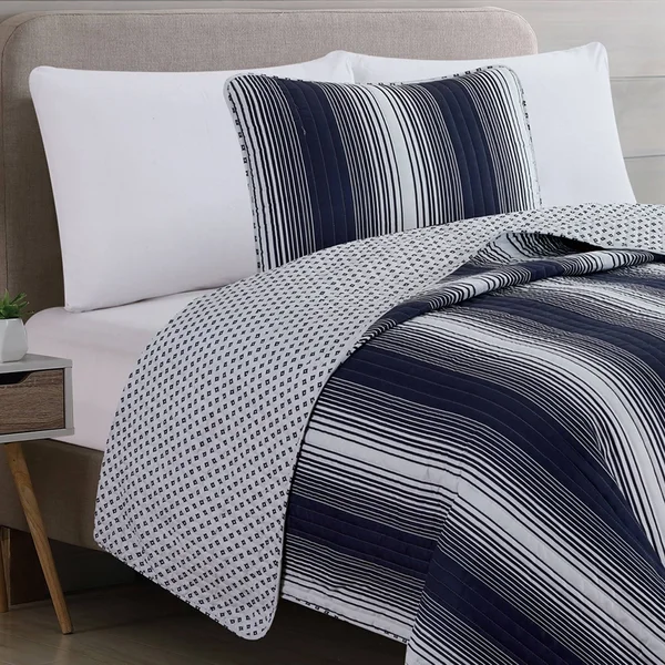 Great Bay Home Everette Ombre Striped Reversible Quilt Set - Twin - Navy