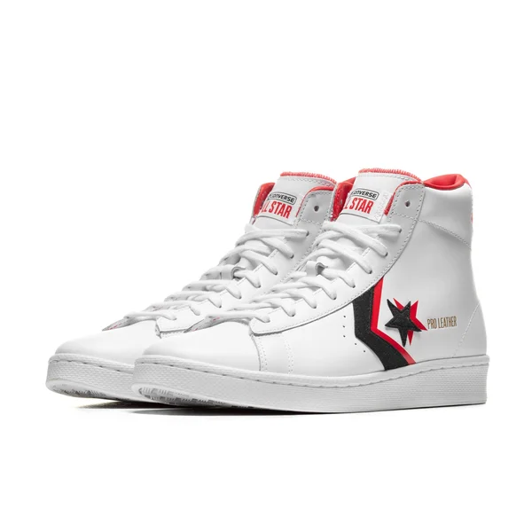 Converse Pro Leather Mid in White - Size 7.5