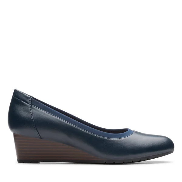 Clarks Mallory Berry (Navy Leather) Women's Wedge Shoes