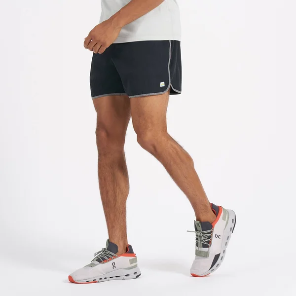 Vuori Men's Banks Shorts 5x22 Inseam Black S