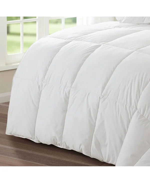 AC Pacific Luxury Goose Down Medium Warmth Comforter, Queen - Medium bei